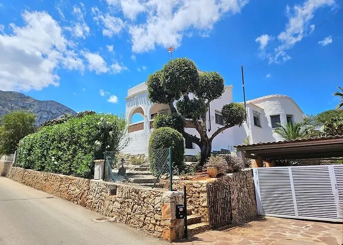 Casa com 2 Quartos